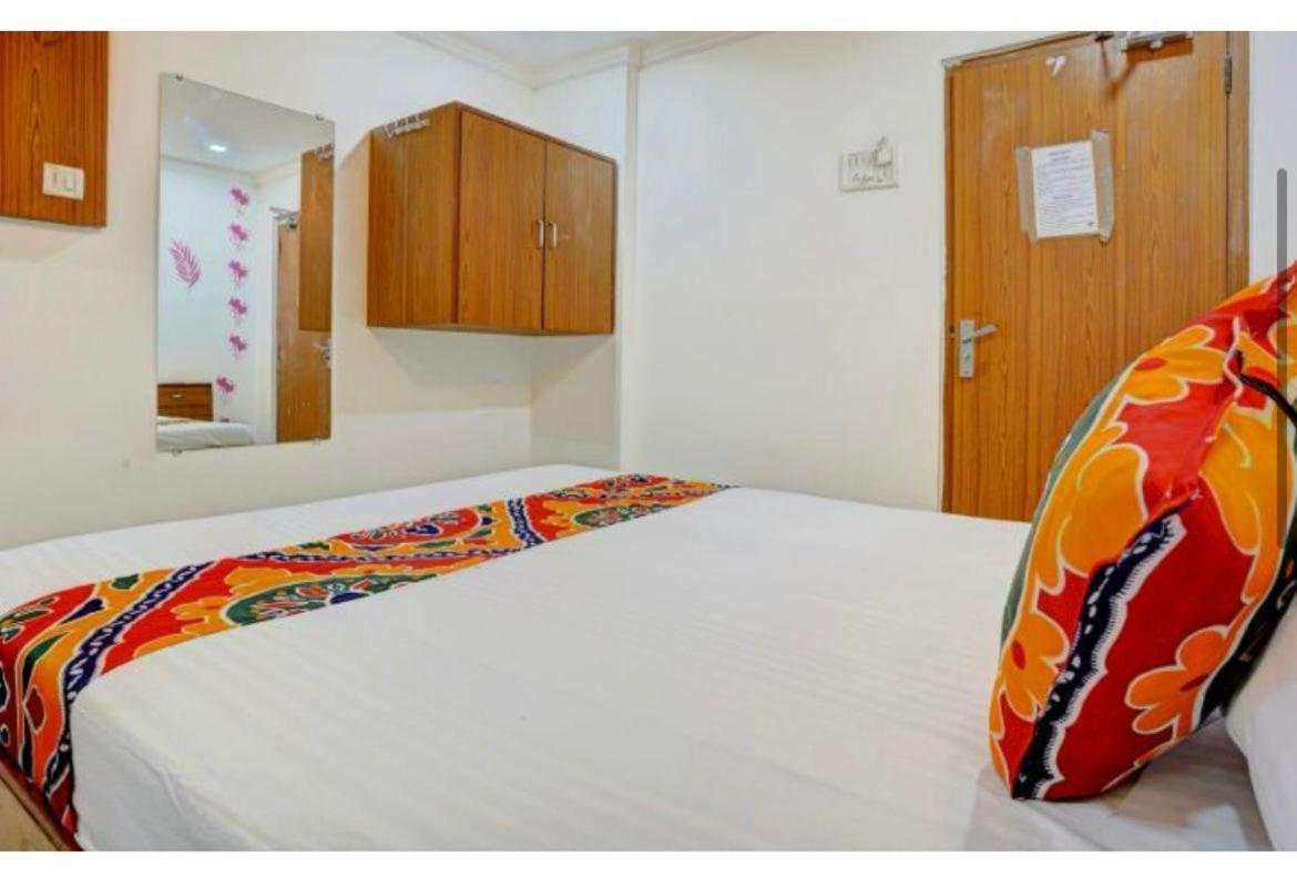 Hotel Super مومباي المظهر الخارجي الصورة